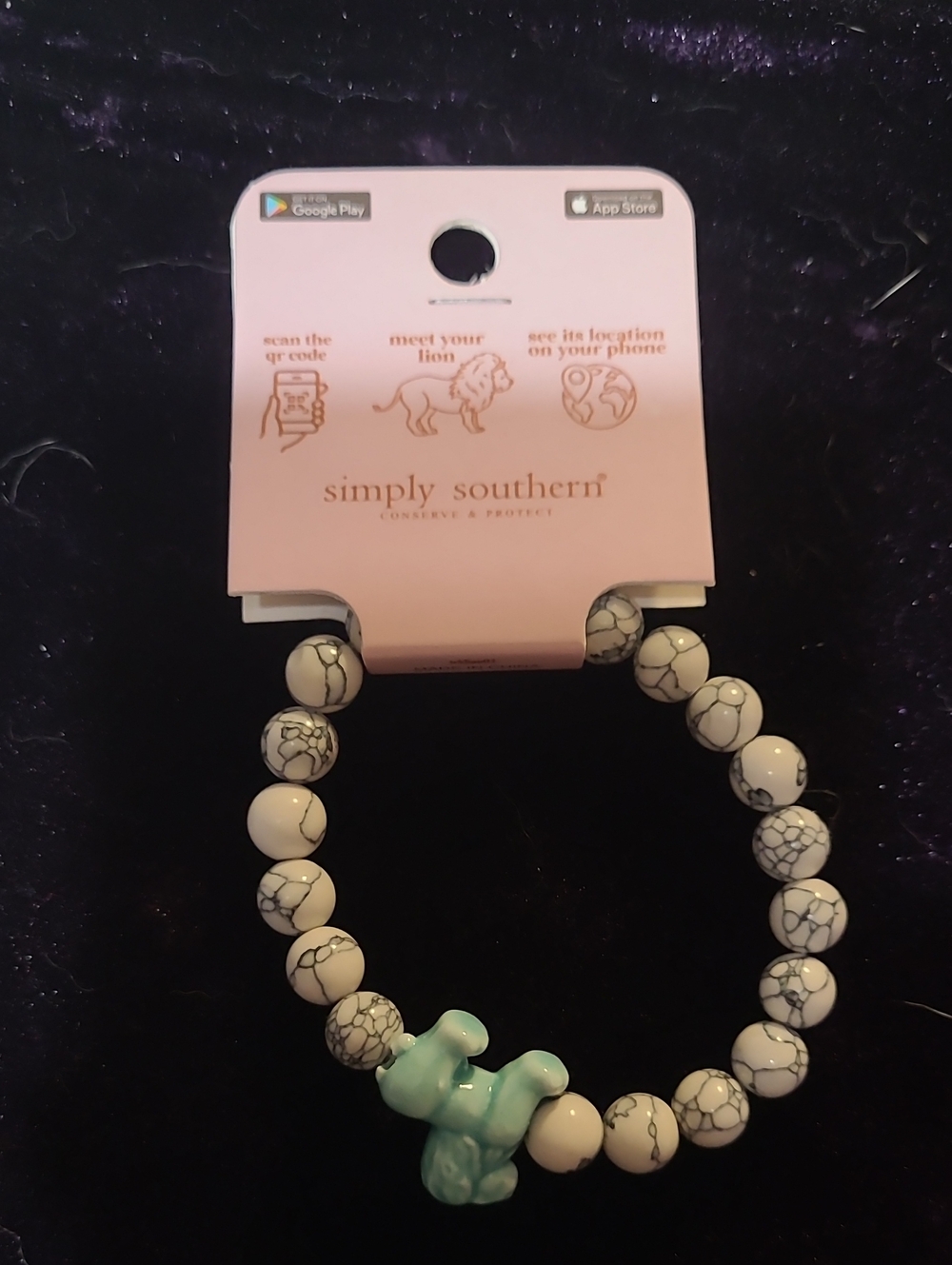 Simply Southern White Howlite Bead Bracelet with Mint LION Accent TRACK YR PET